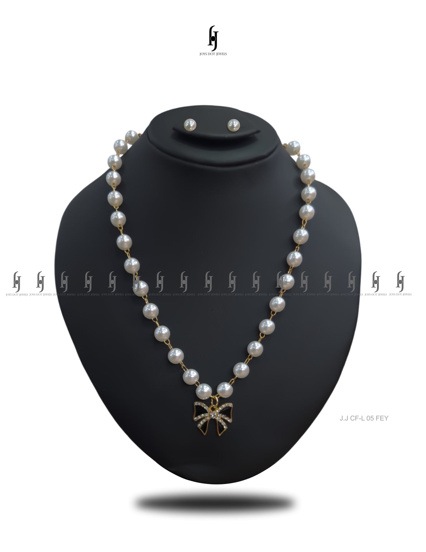Pearl Butterfly Pendant