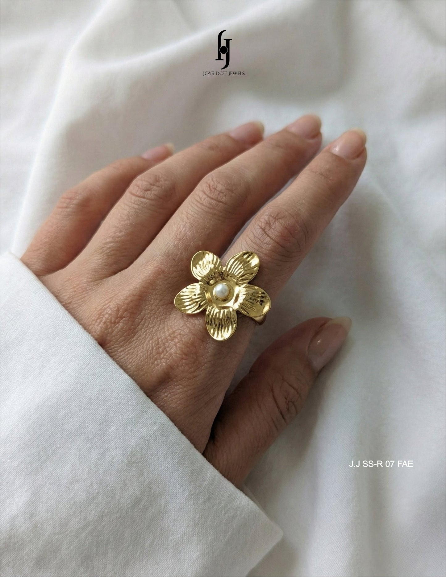 Pearl Flower Ring