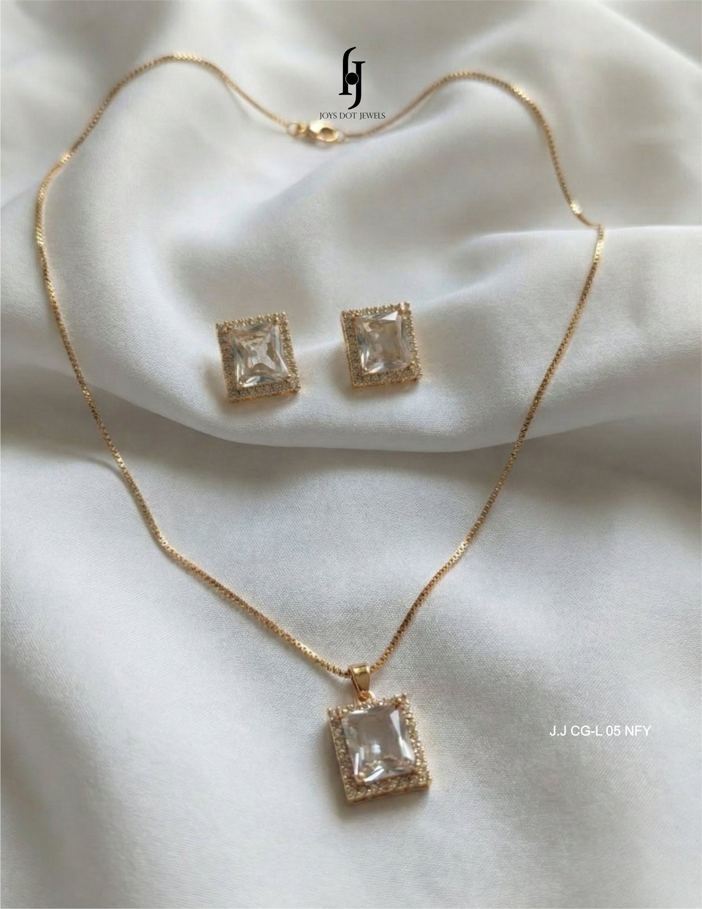 Ruby Square Locket Set