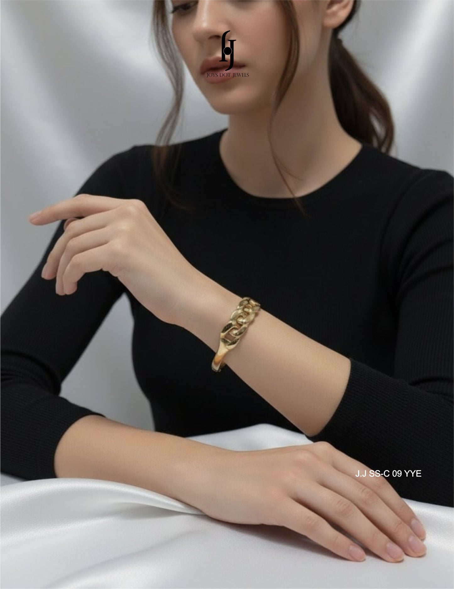 Cuban Link Handcuff Bracelet