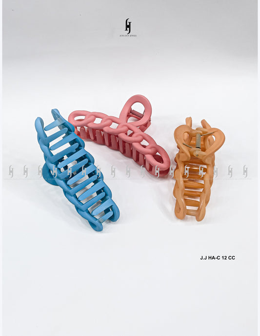 Chain-Link Hair Claw Clip