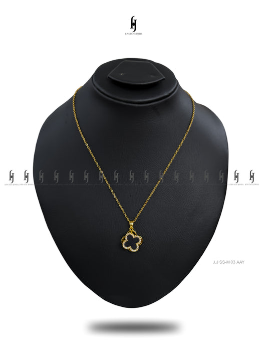 Clover Pendant