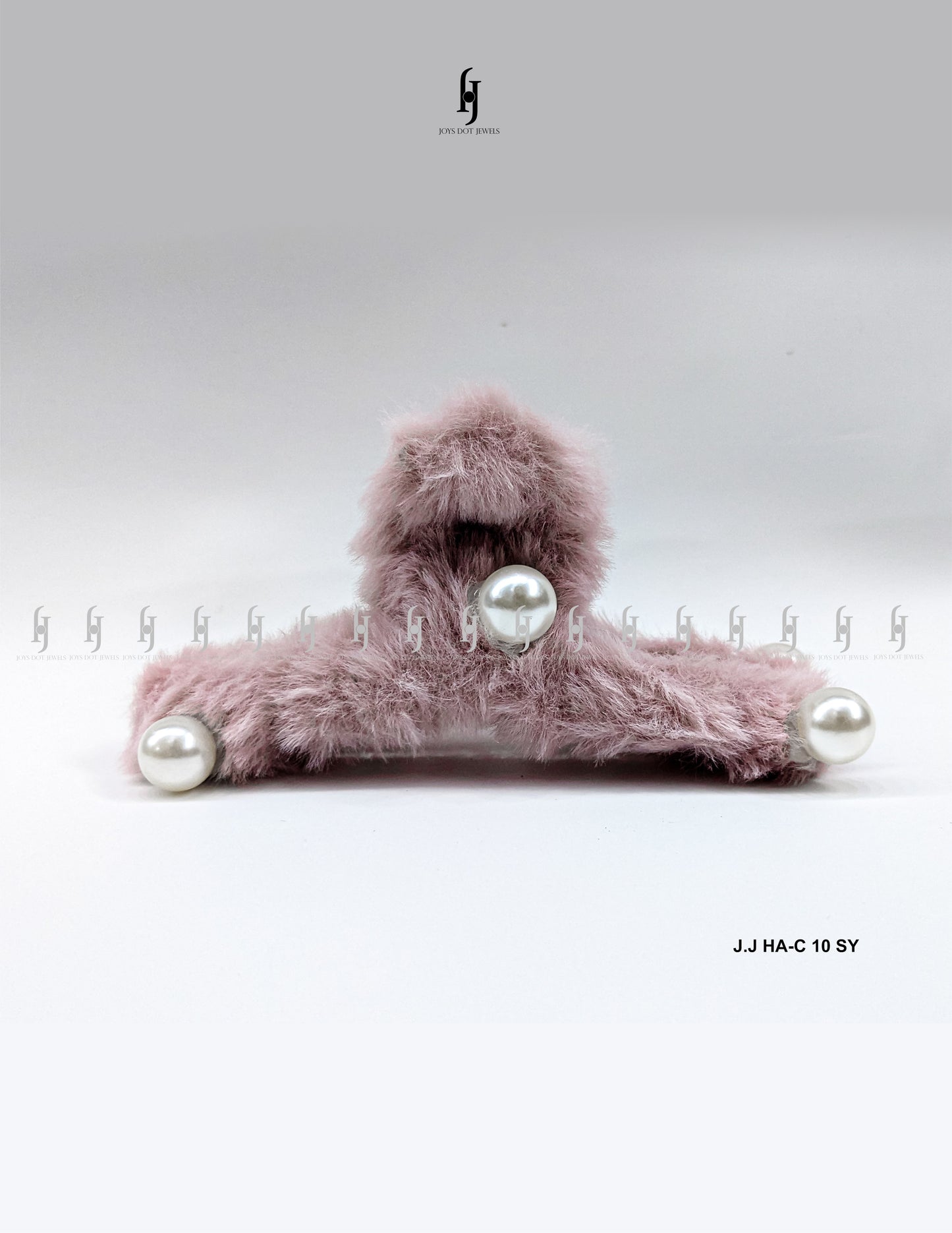 Pearl Faux fur Hair claw clip