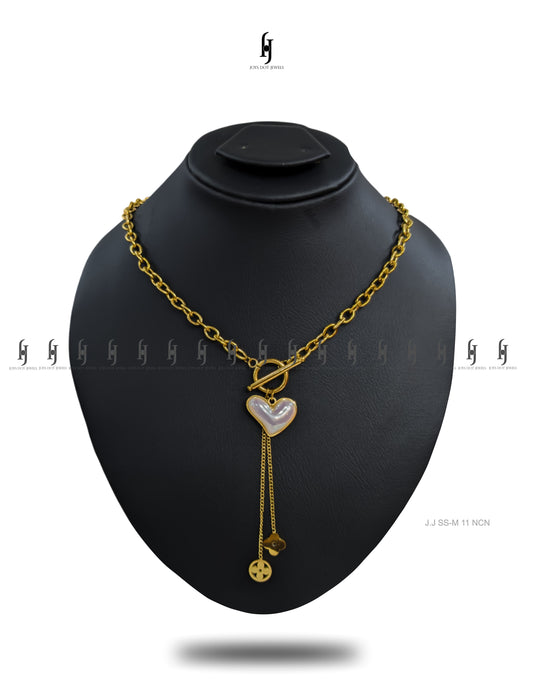 Pearl Heart Pendant Necklace
