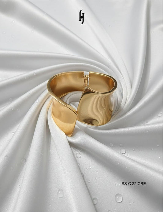 Tidal Wave Sculpted Cuff