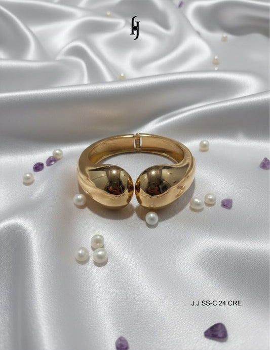 Sovereign Hinged Cuff