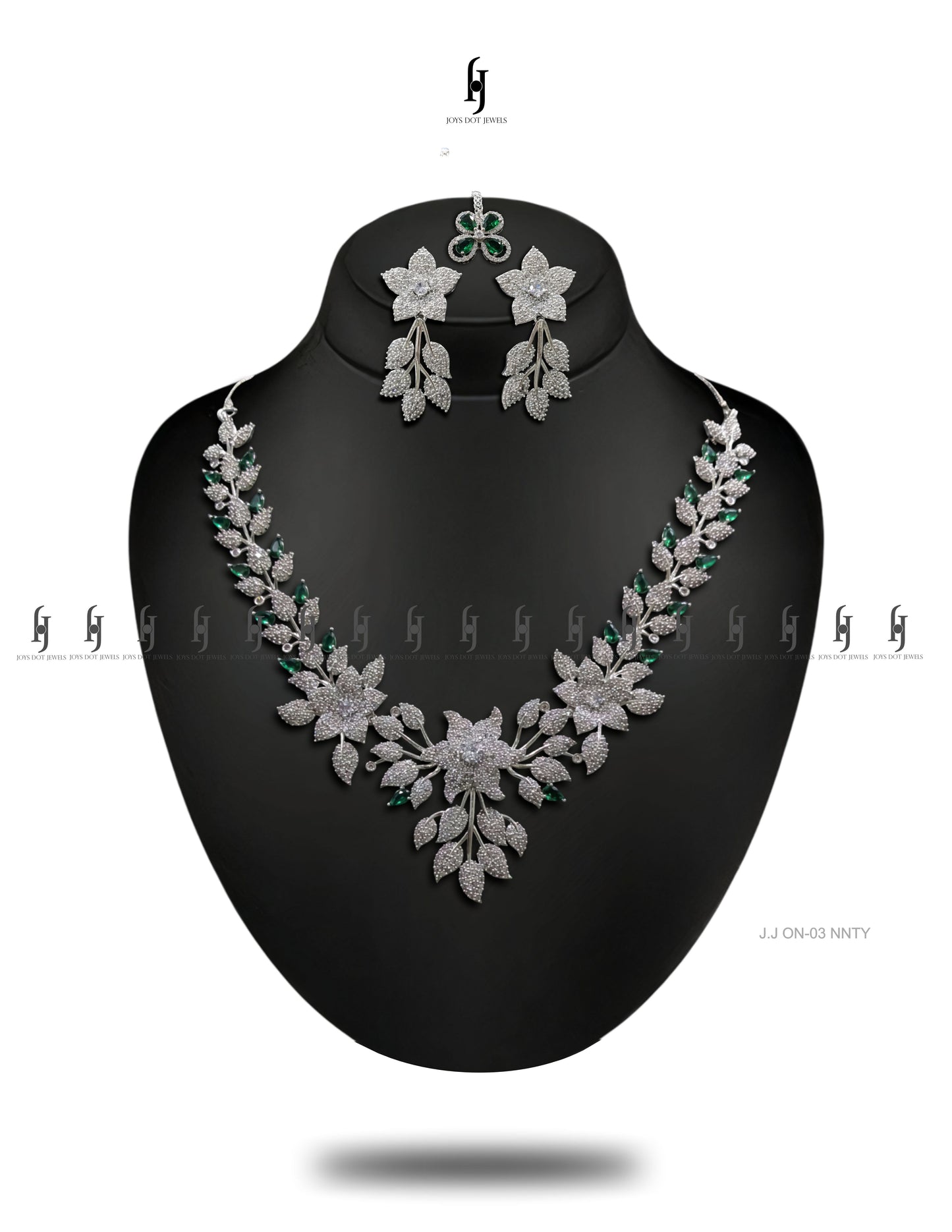 American Diamond / Floral and Leaf Design Necklace Set