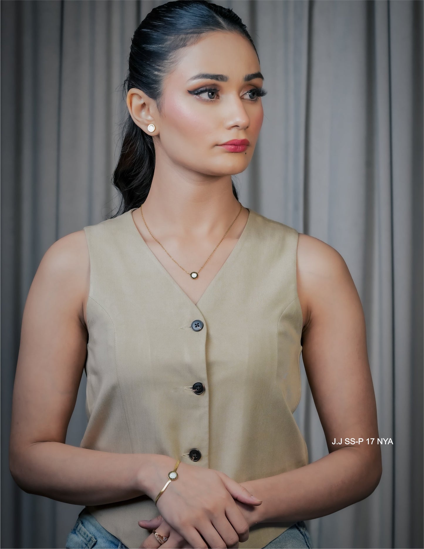 Roman Numeral Pendant Set