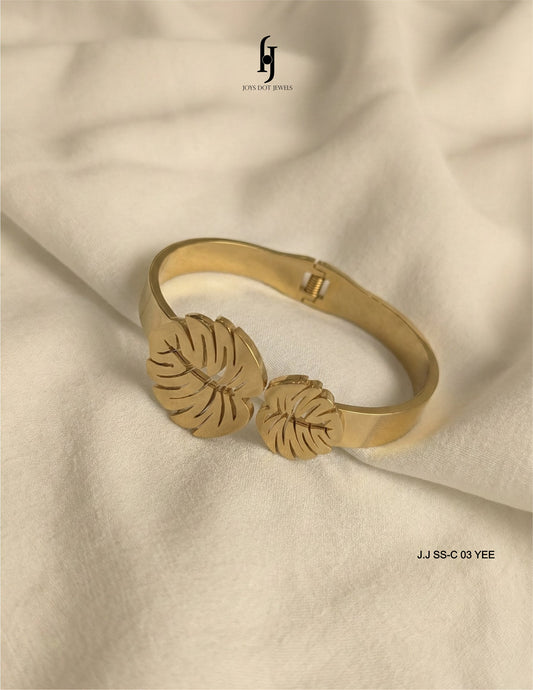 Golden Monstera Leaf Cuff Bracelet