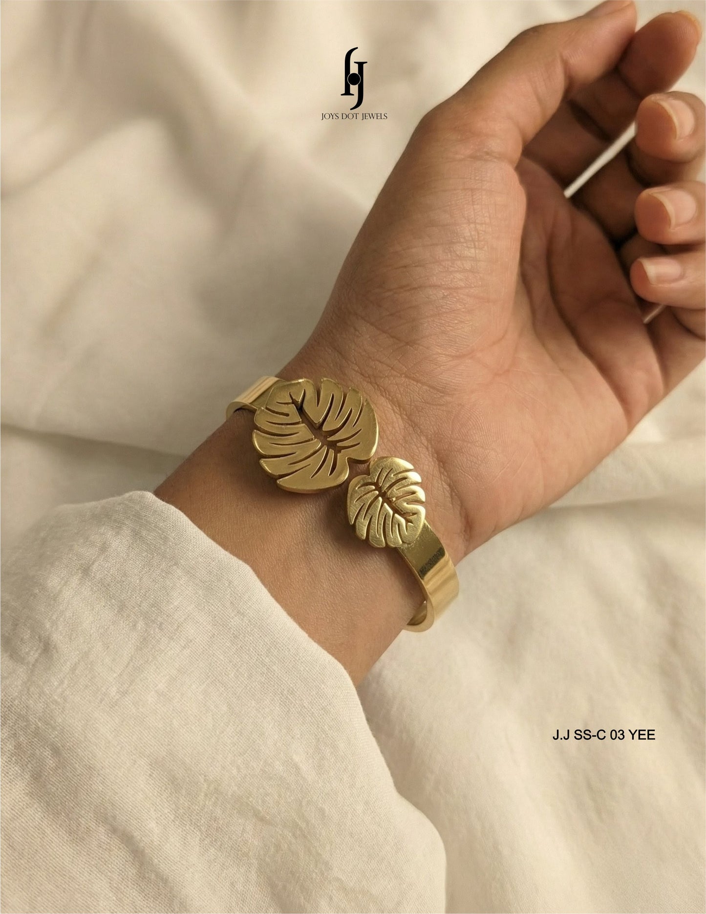 Golden Monstera Leaf Cuff Bracelet